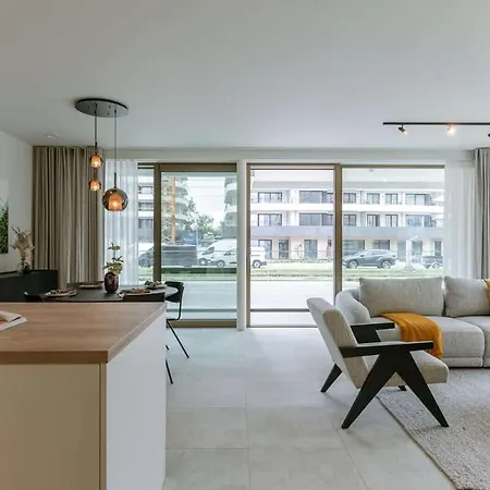 Cozy Apartment With Terrace In Ostend- New * Ostende