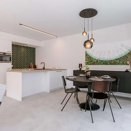 Cozy Apartment With Terrace In Ostend- New 公寓 *