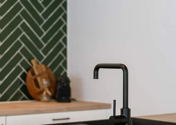 Apartment Casiola - Cozy Ground-floor With Terrace In